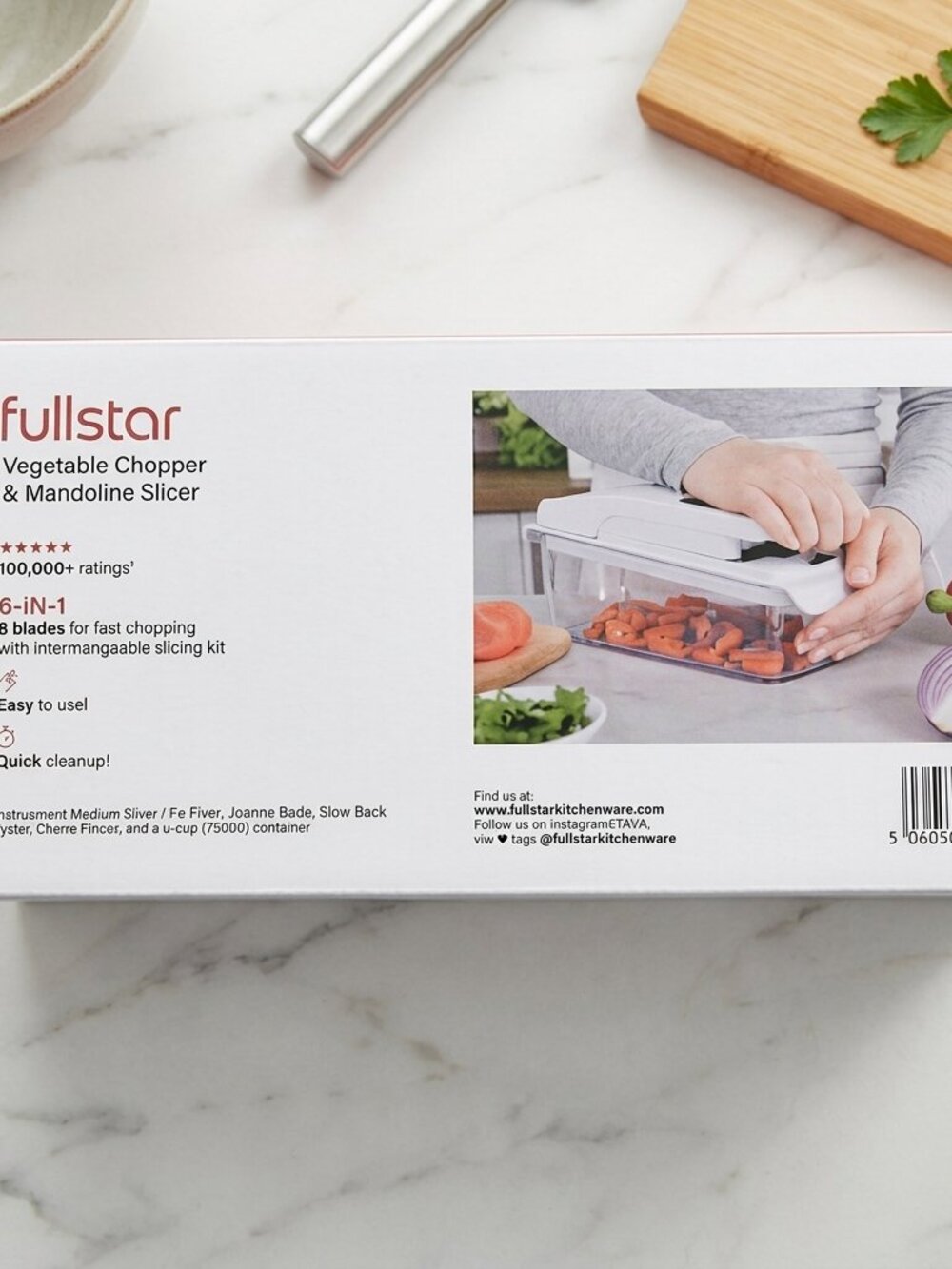 Fullstar Vegetable Chopper & Mandoline Slicer is a 6-in-1